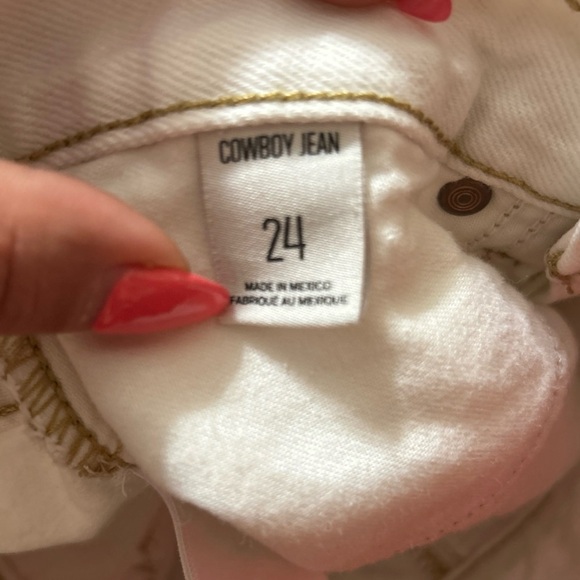 BDG Urban Outfitters COWBOY JEANS OFF-WHITE CREAM DENIM WOMEN'S SIZE 24 - Picture 4 of 4